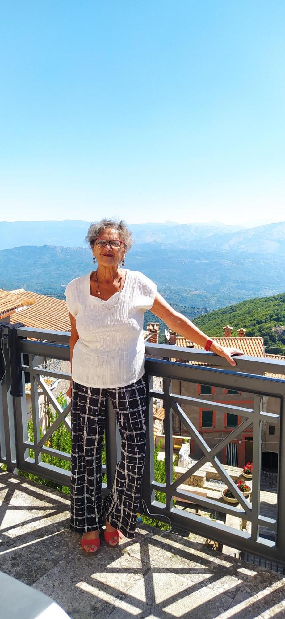 G-House Apartment Rocca di Cave Екстериор снимка